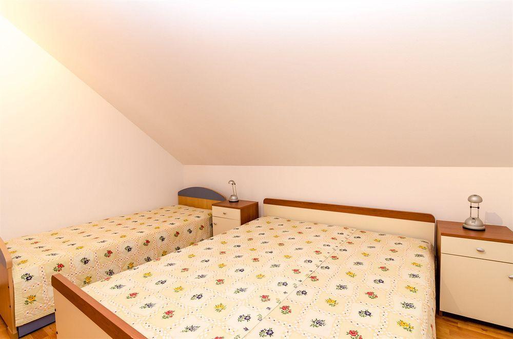 Rooms Mozara Трстено Экстерьер фото